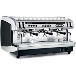 Machine à Café Professionnelle 3 Groupes FAEMA